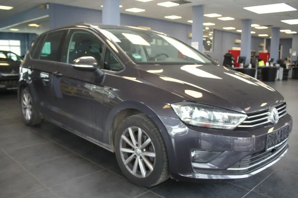 Photo 1 : Volkswagen Golf 2015 Petrol