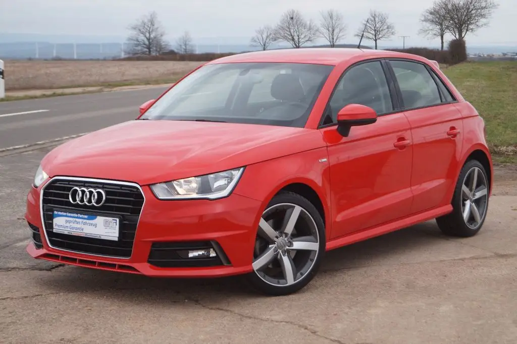 Photo 1 : Audi A1 2016 Petrol