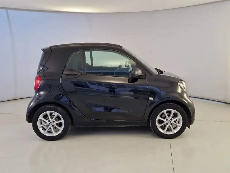 Photo 1 : Smart Fortwo 2019 Petrol