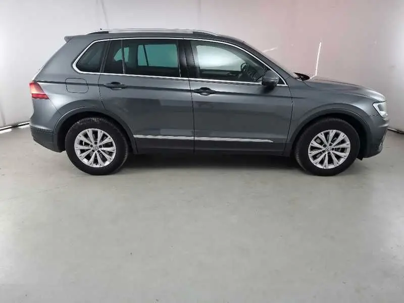 Photo 1 : Volkswagen Tiguan 2019 Diesel