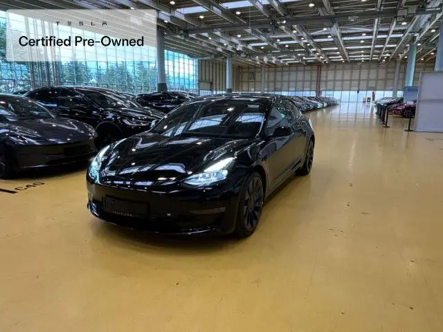 Photo 1 : Tesla Model 3 2022 Not specified