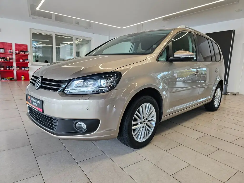 Photo 1 : Volkswagen Touran 2015 Essence