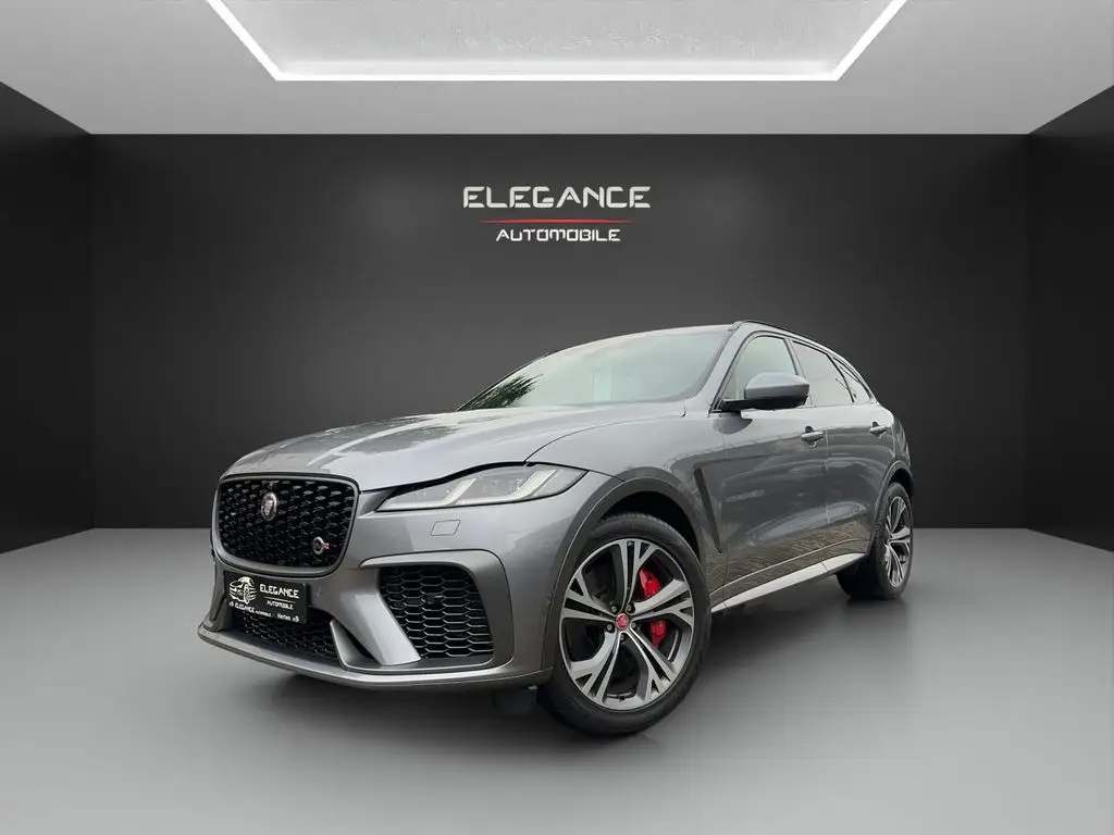 Photo 1 : Jaguar F-pace 2021 Essence