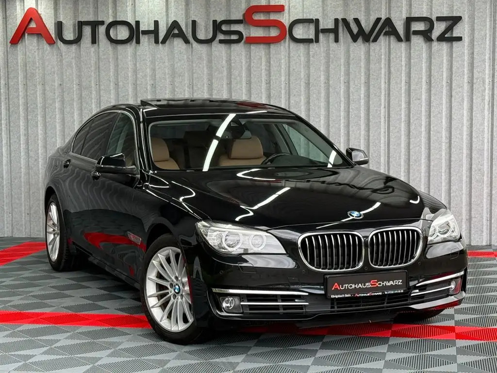 Photo 1 : Bmw Serie 7 2015 Essence