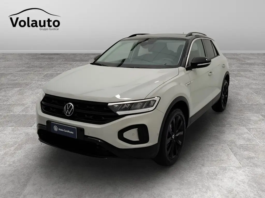 Photo 1 : Volkswagen T-roc 2023 Petrol