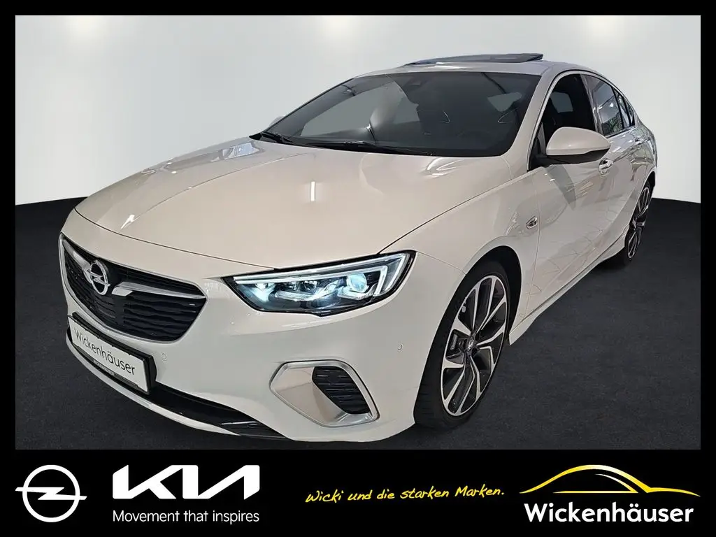 Photo 1 : Opel Insignia 2018 Petrol