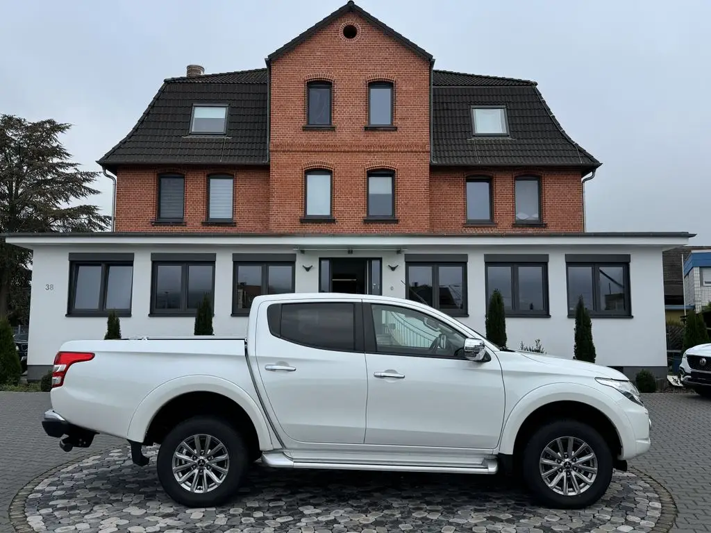 Photo 1 : Mitsubishi L200 2018 Diesel