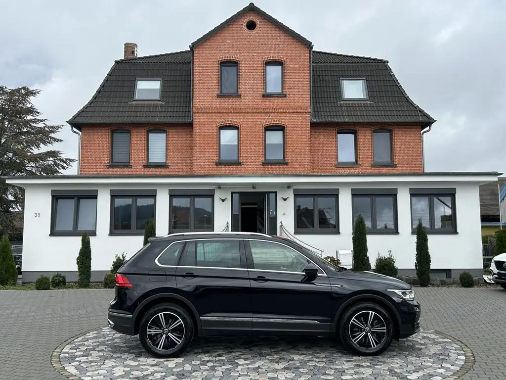 Photo 1 : Volkswagen Tiguan 2023 Diesel