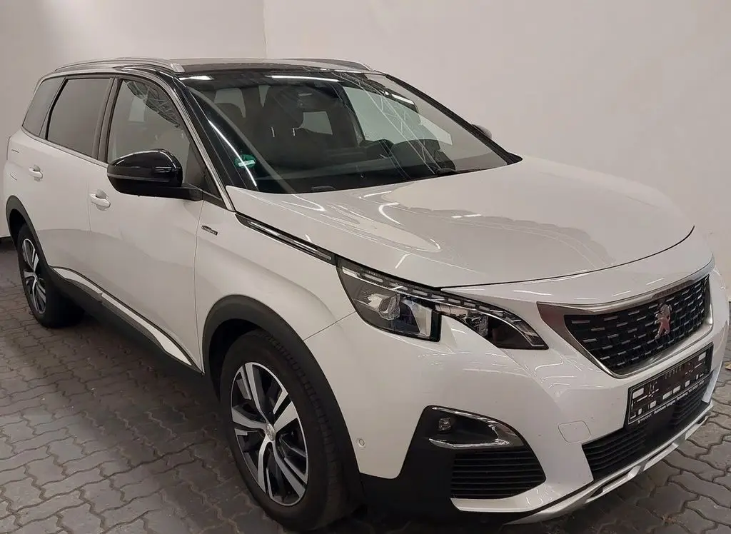 Photo 1 : Peugeot 5008 2017 Diesel