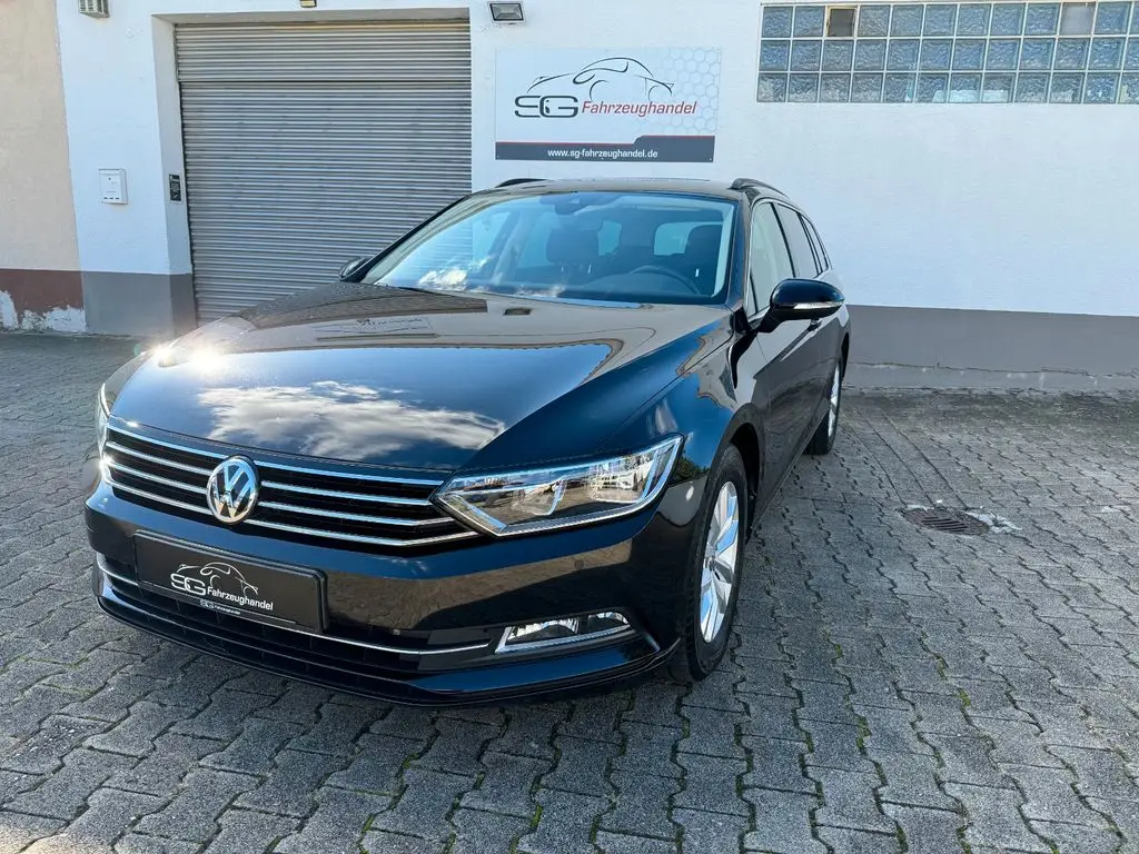 Photo 1 : Volkswagen Passat 2019 Diesel