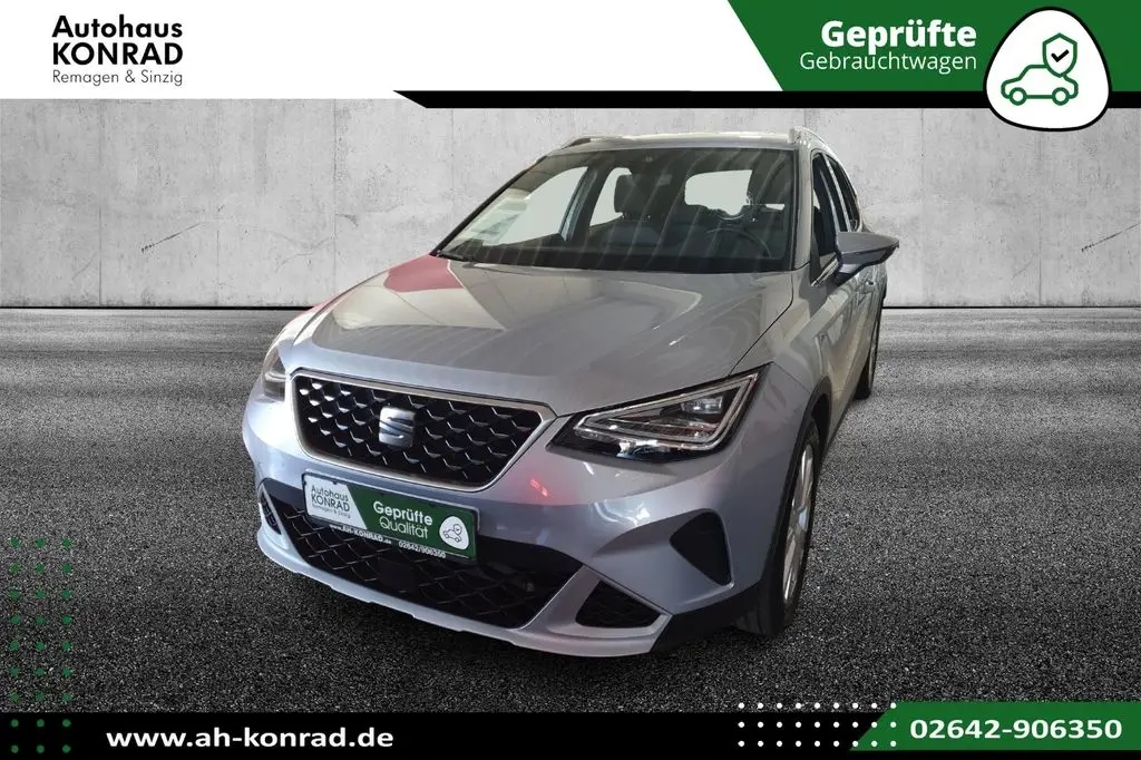 Photo 1 : Seat Arona 2022 Petrol