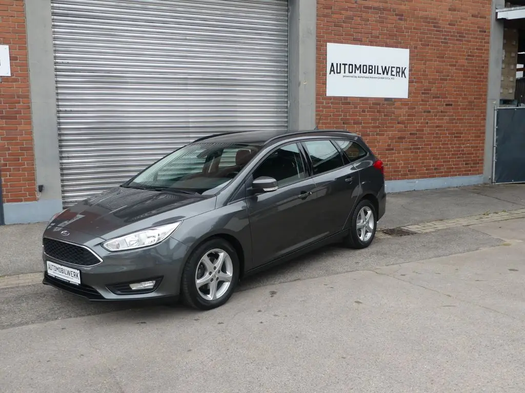 Photo 1 : Ford Focus 2017 Diesel