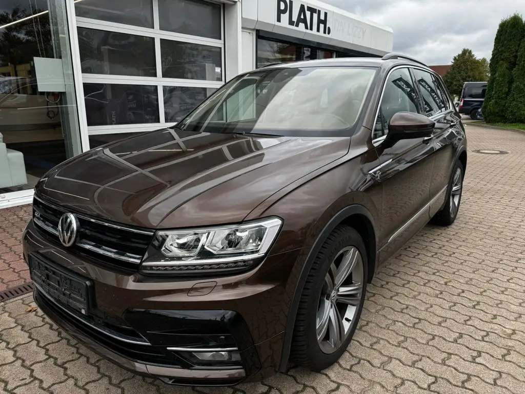 Photo 1 : Volkswagen Tiguan 2018 Essence