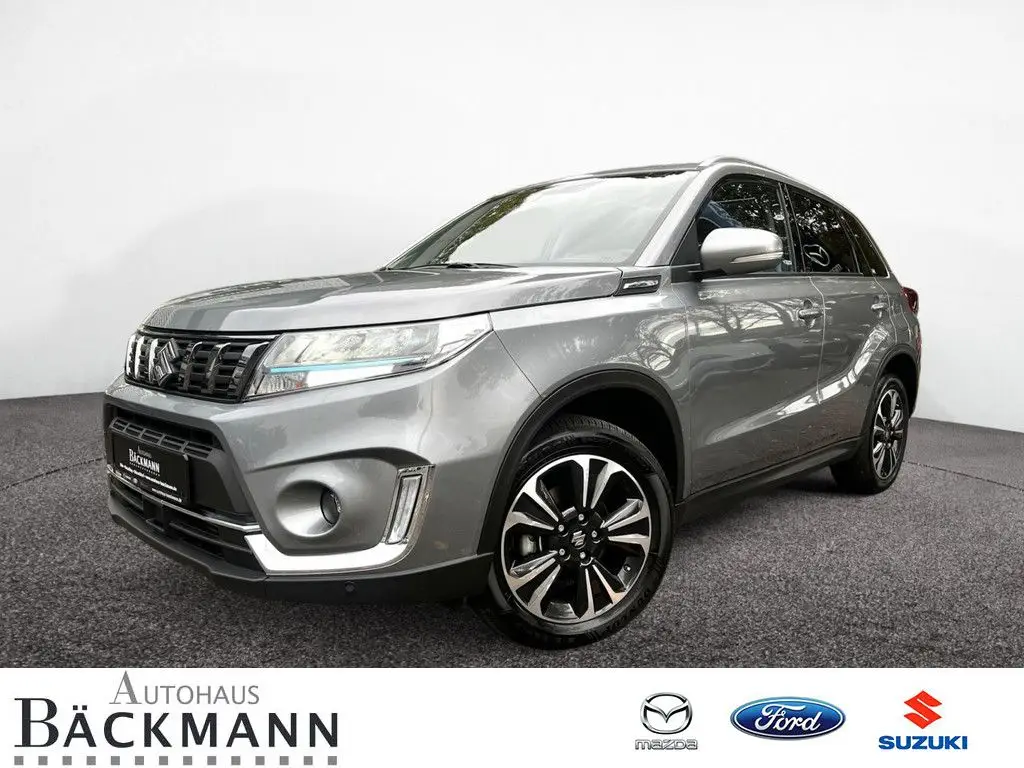 Photo 1 : Suzuki Vitara 2023 Petrol