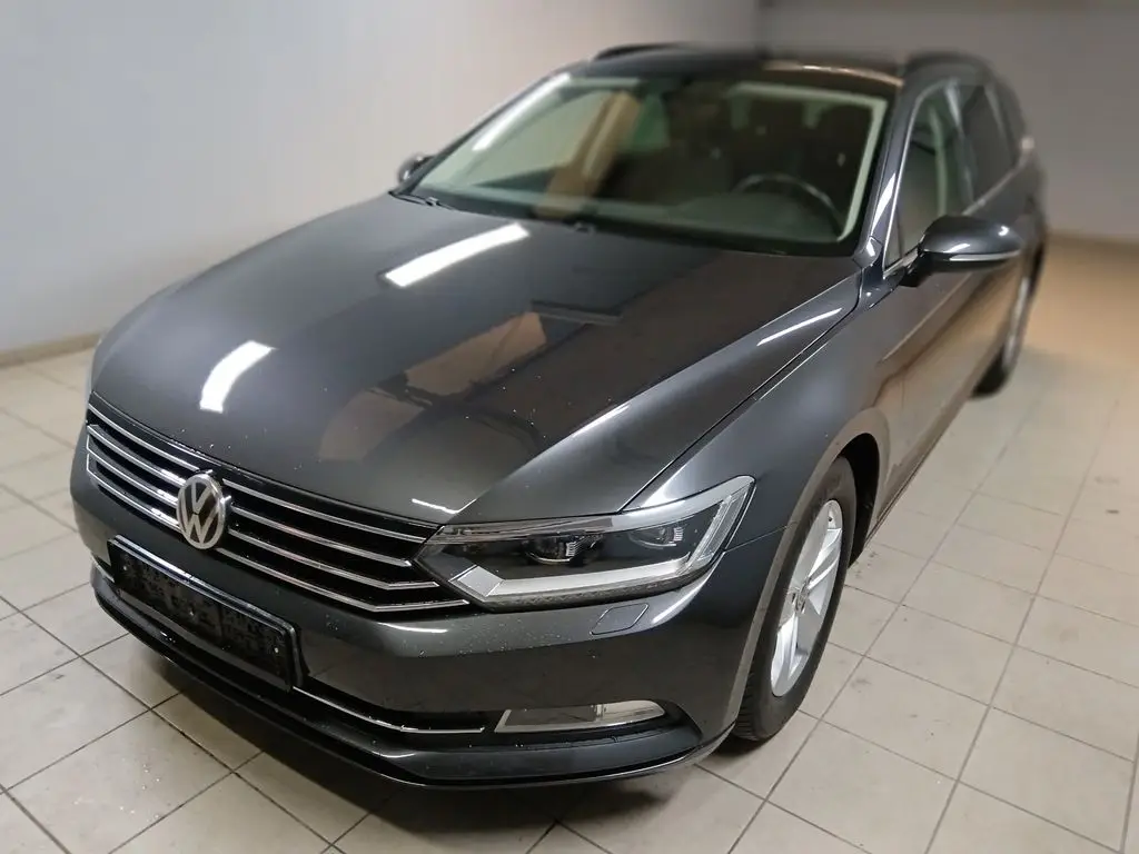 Photo 1 : Volkswagen Passat 2018 Diesel