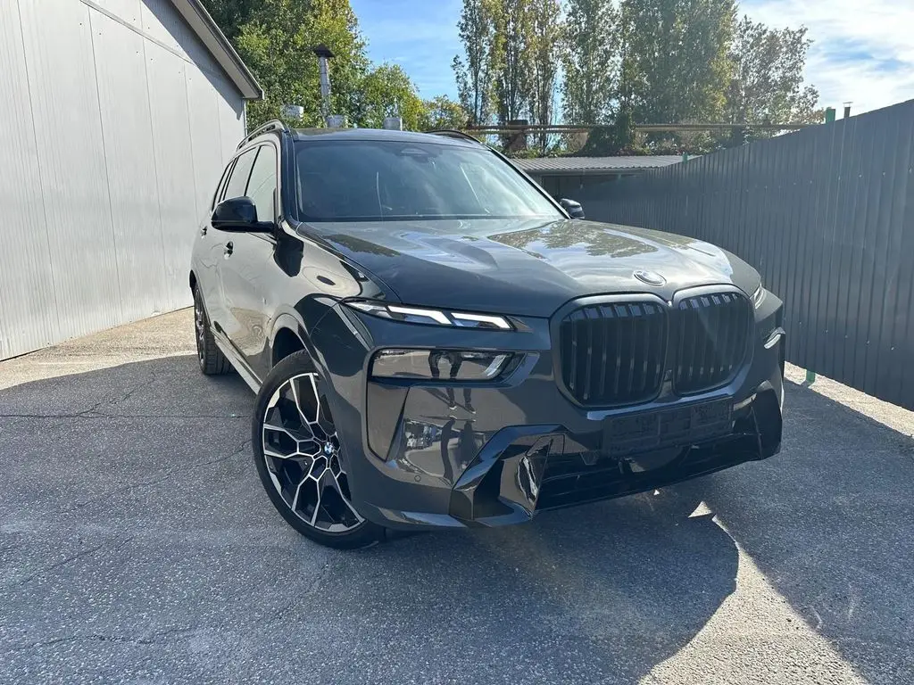 Photo 1 : Bmw X7 2024 Essence