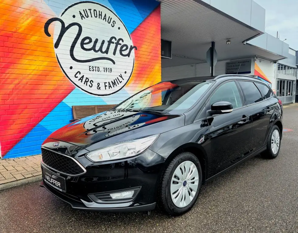 Photo 1 : Ford Focus 2016 Petrol