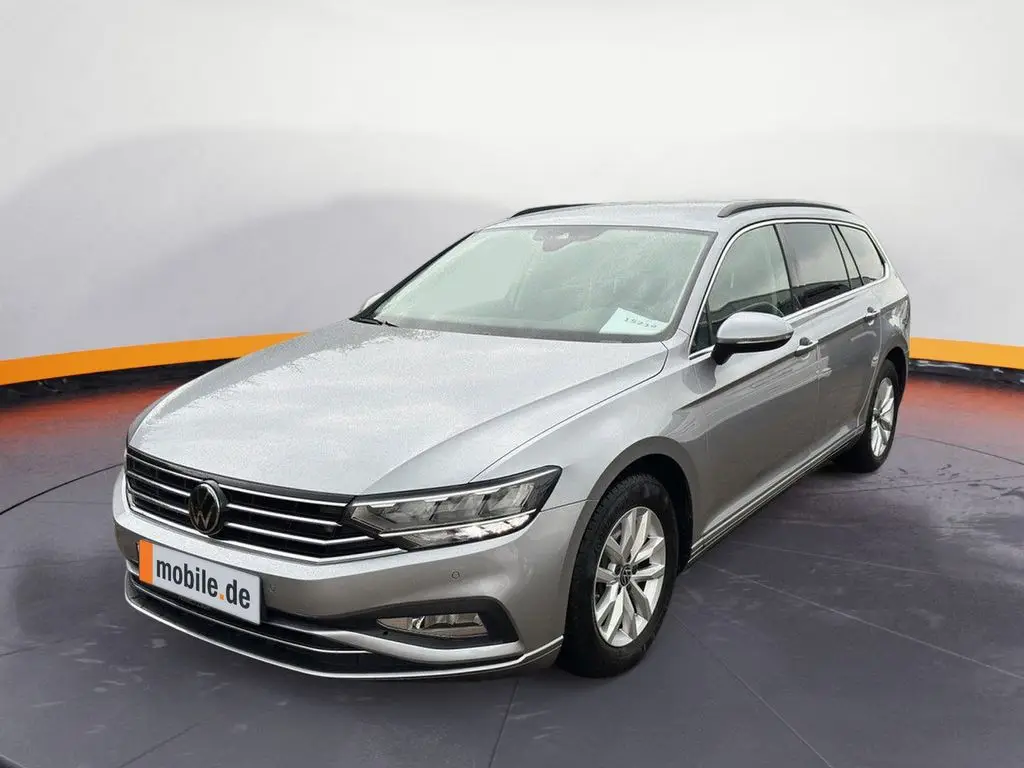 Photo 1 : Volkswagen Passat 2024 Essence