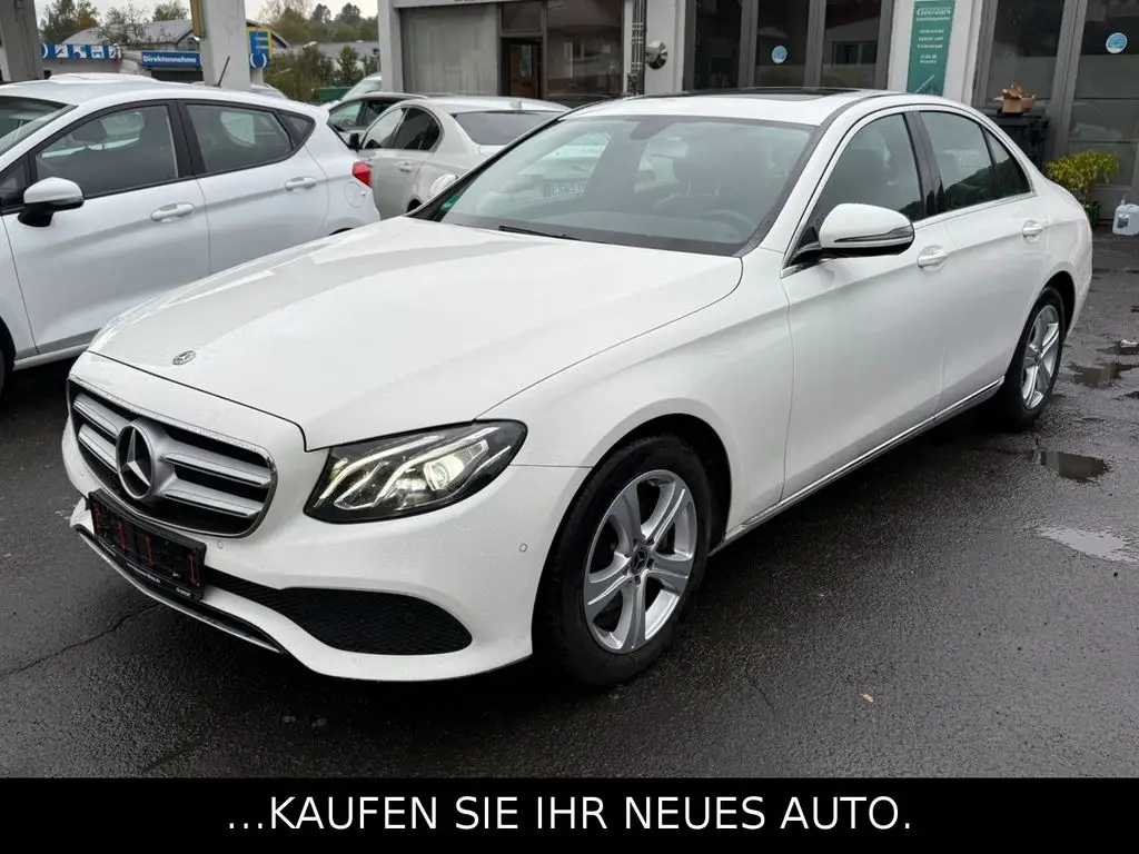 Photo 1 : Mercedes-benz Classe E 2018 Petrol