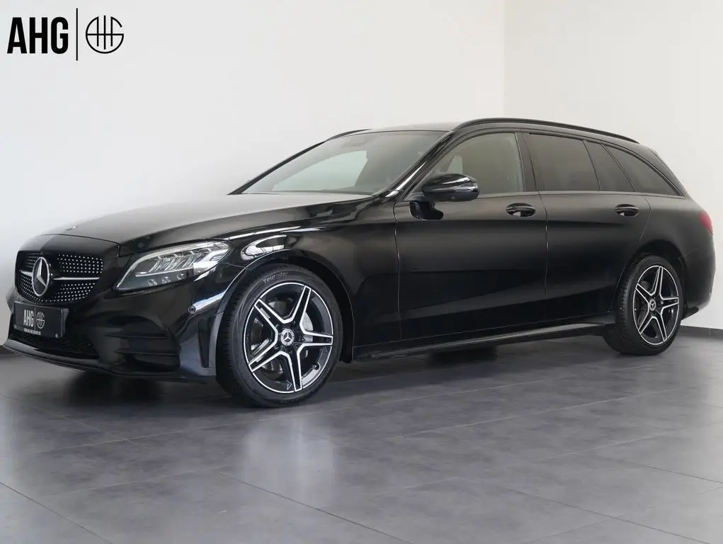 Photo 1 : Mercedes-benz Classe C 2018 Petrol