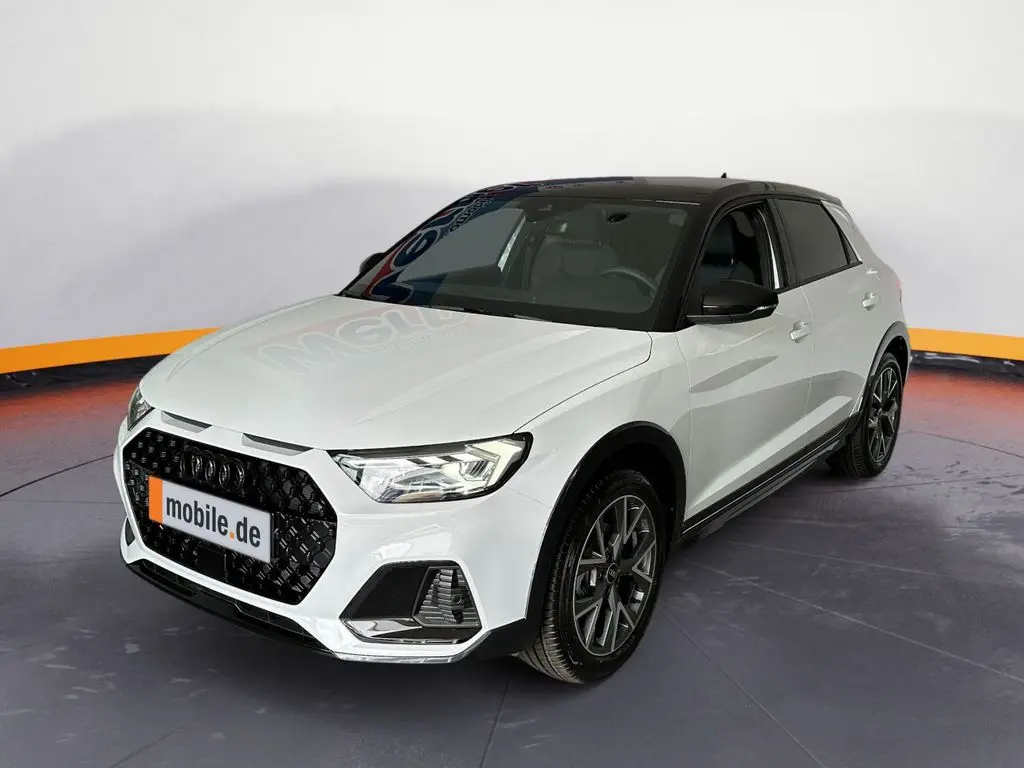 Photo 1 : Audi A1 2024 Essence