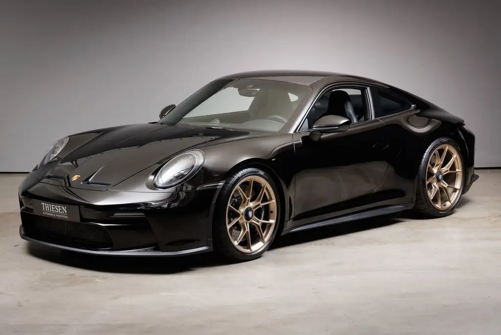 Photo 1 : Porsche 992 2022 Essence