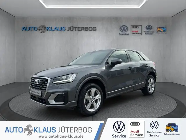 Photo 1 : Audi Q2 2017 Petrol