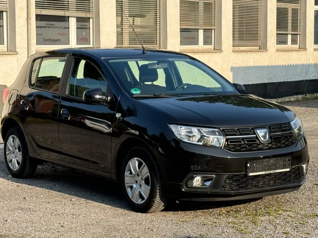 Photo 1 : Dacia Sandero 2017 Petrol