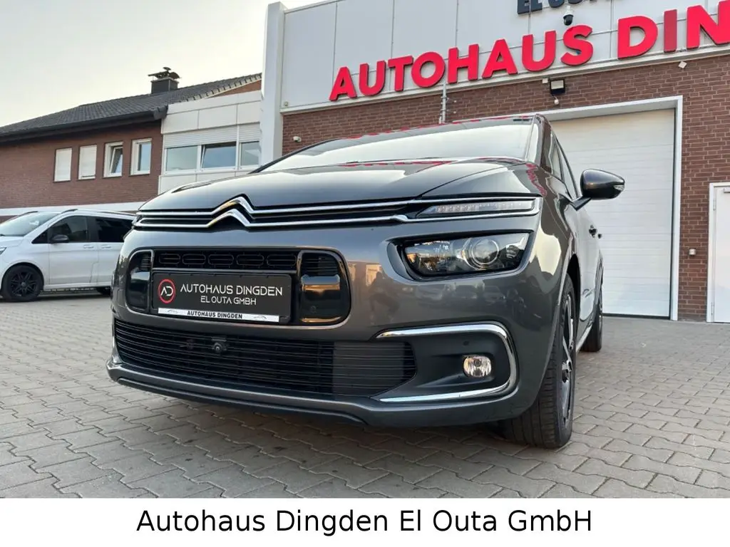 Photo 1 : Citroen C4 2017 Essence