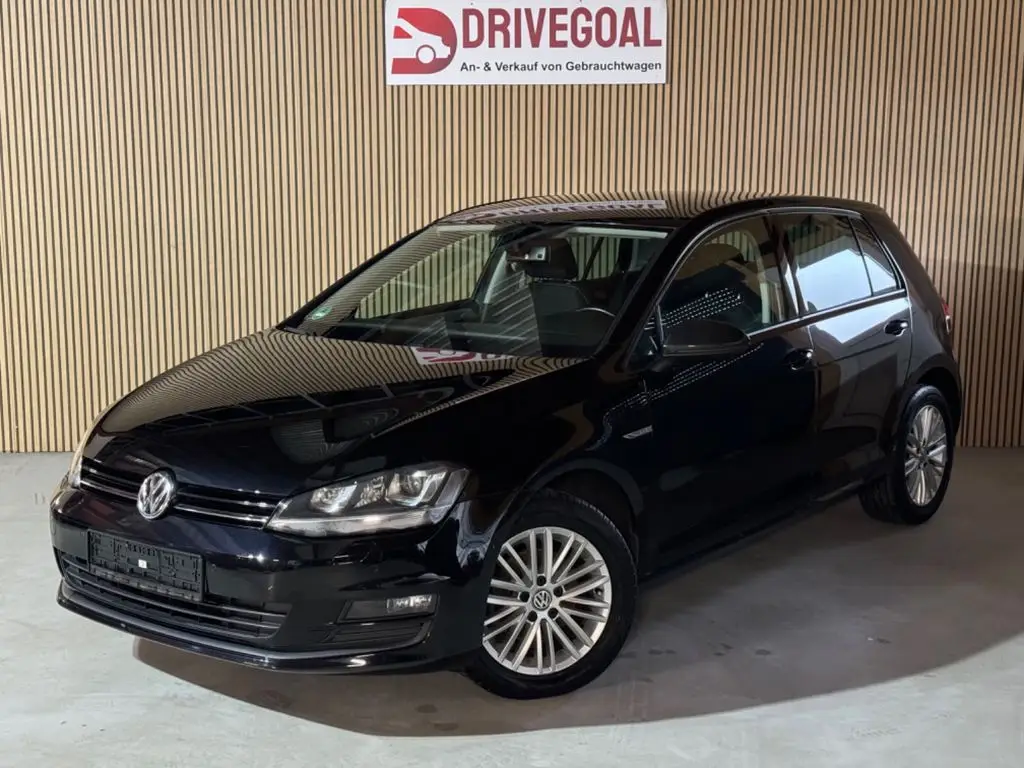 Photo 1 : Volkswagen Golf 2015 Essence