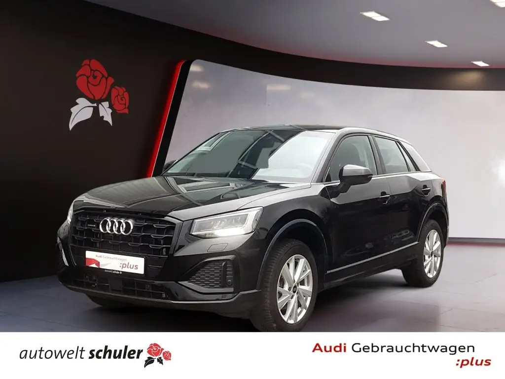 Photo 1 : Audi Q2 2024 Petrol