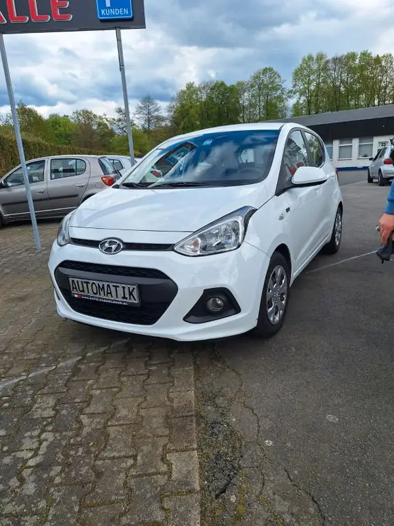 Photo 1 : Hyundai I10 2015 Essence