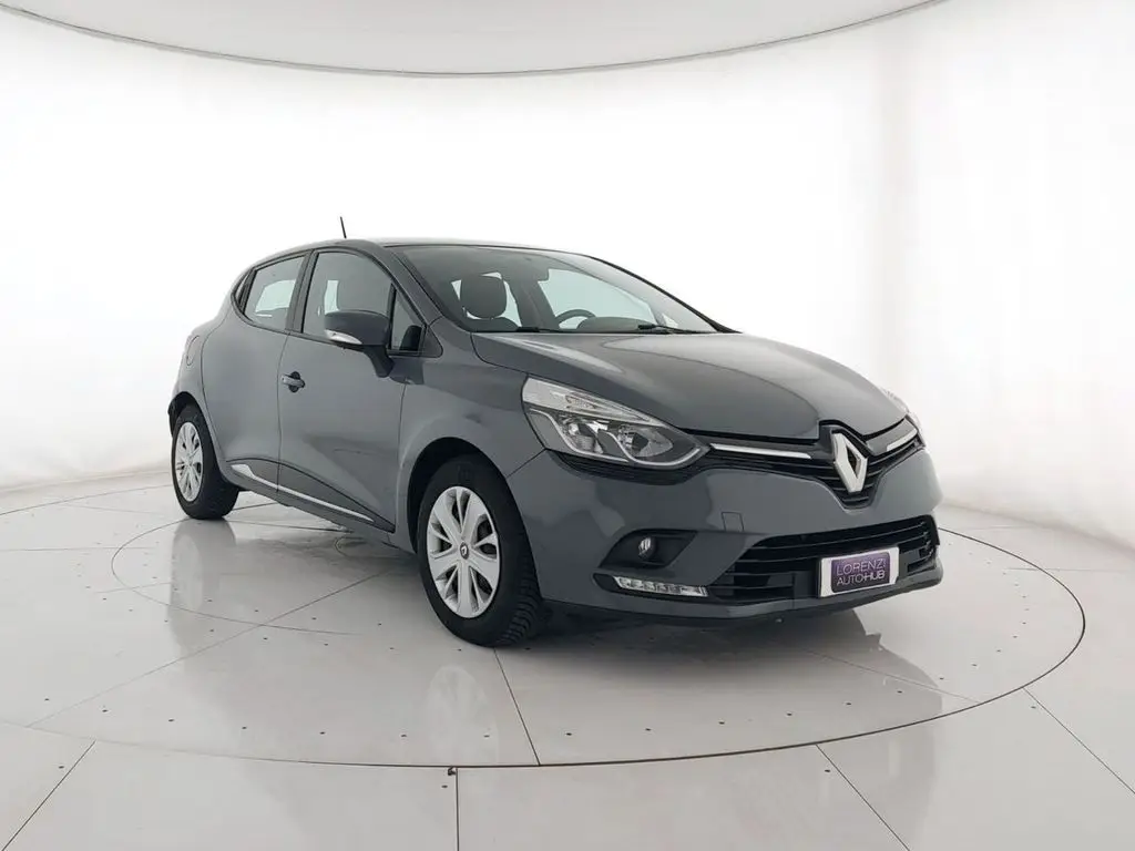 Photo 1 : Renault Clio 2019 Petrol