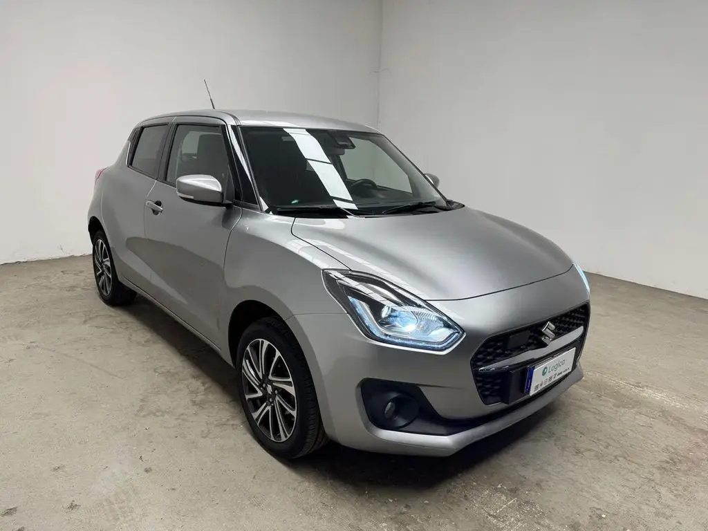 Photo 1 : Suzuki Swift 2021 Hybrid