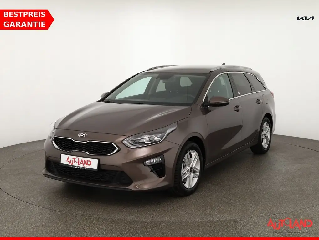 Photo 1 : Kia Ceed 2021 Petrol