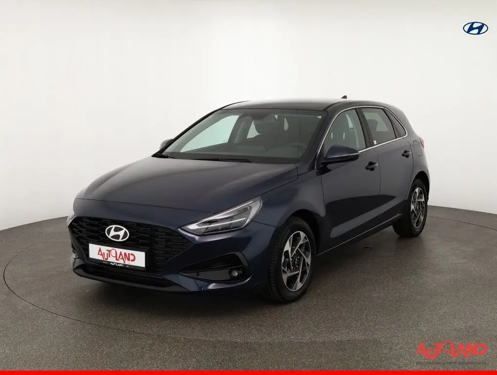 Photo 1 : Hyundai I30 2024 Petrol