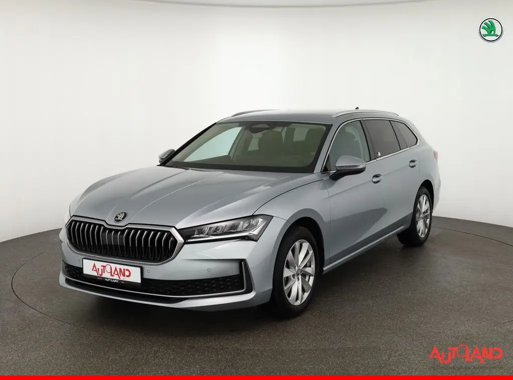 Photo 1 : Skoda Superb 2024 Essence