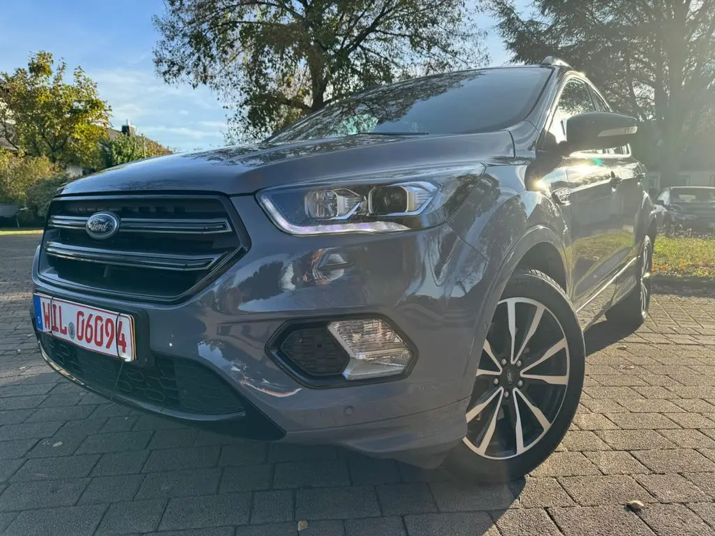 Photo 1 : Ford Kuga 2019 Diesel