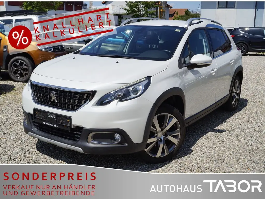 Photo 1 : Peugeot 2008 2016 Petrol