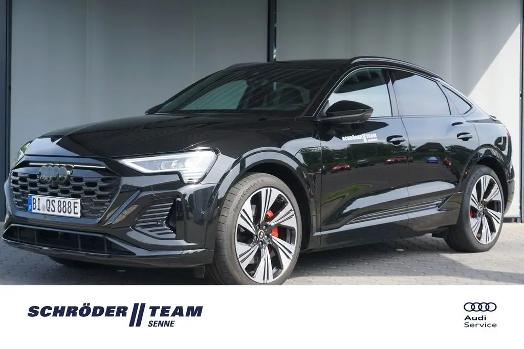 Photo 1 : Audi Q8 2023 Not specified