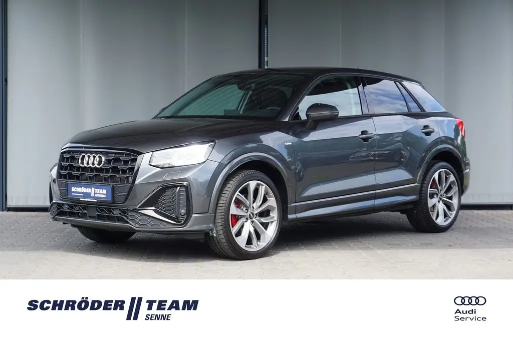 Photo 1 : Audi Q2 2023 Essence