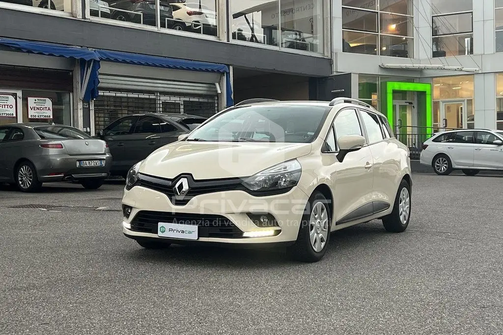 Photo 1 : Renault Clio 2016 Petrol