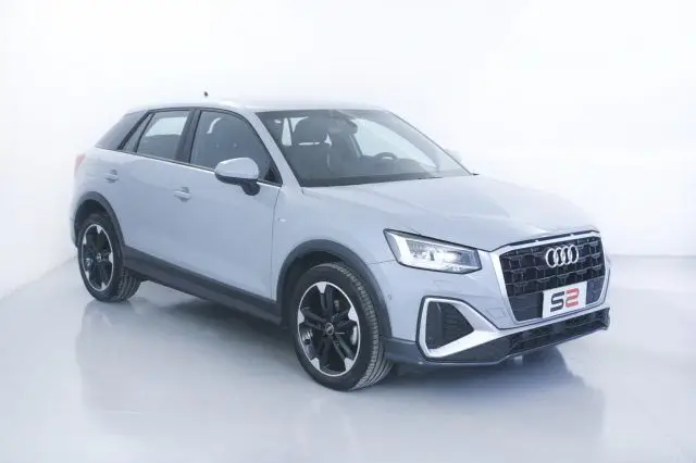 Photo 1 : Audi Q2 2022 Petrol