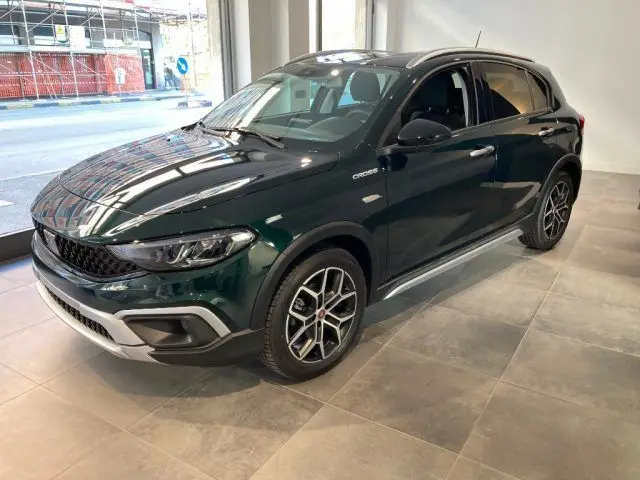 Photo 1 : Fiat Tipo 2023 Essence