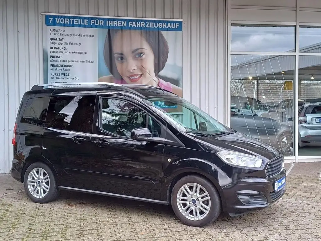 Photo 1 : Ford Tourneo 2018 Petrol