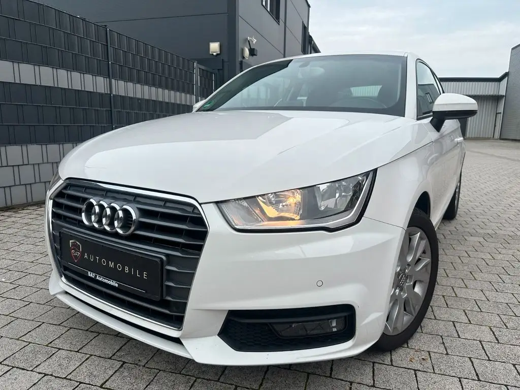 Photo 1 : Audi A1 2017 Petrol