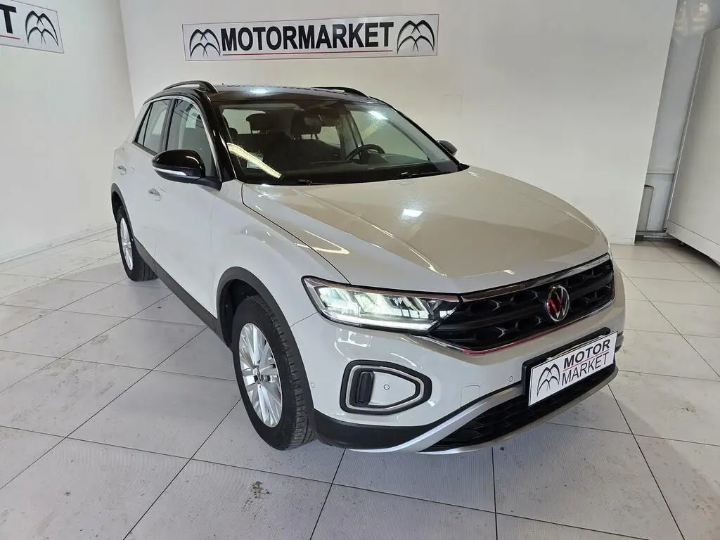 Photo 1 : Volkswagen T-roc 2022 Petrol