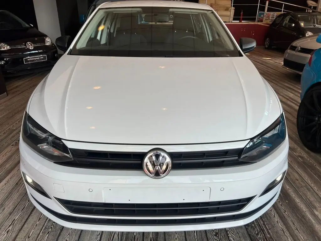 Photo 1 : Volkswagen Polo 2018 Essence