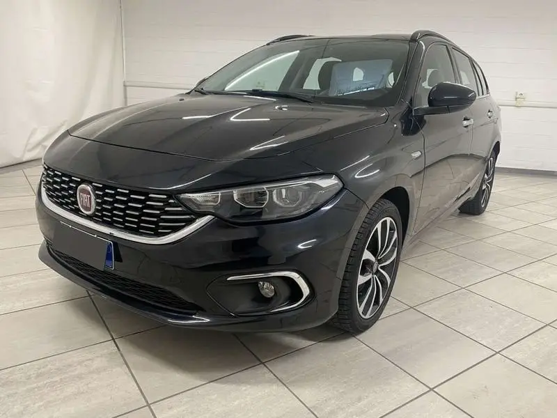 Photo 1 : Fiat Tipo 2018 Diesel