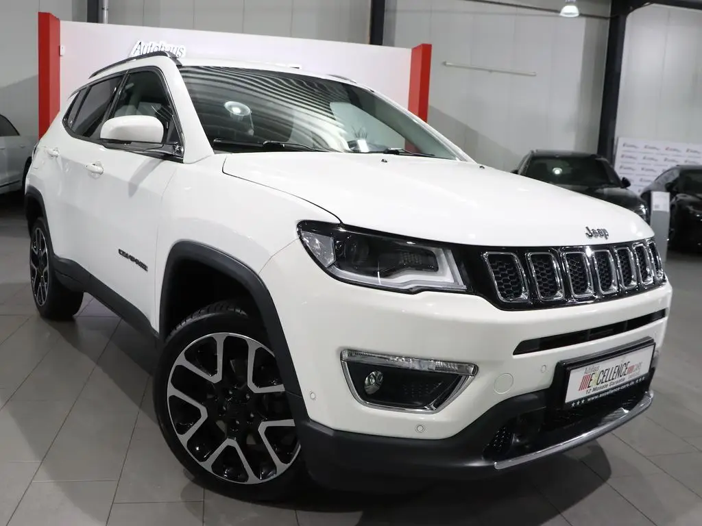 Photo 1 : Jeep Compass 2018 Petrol